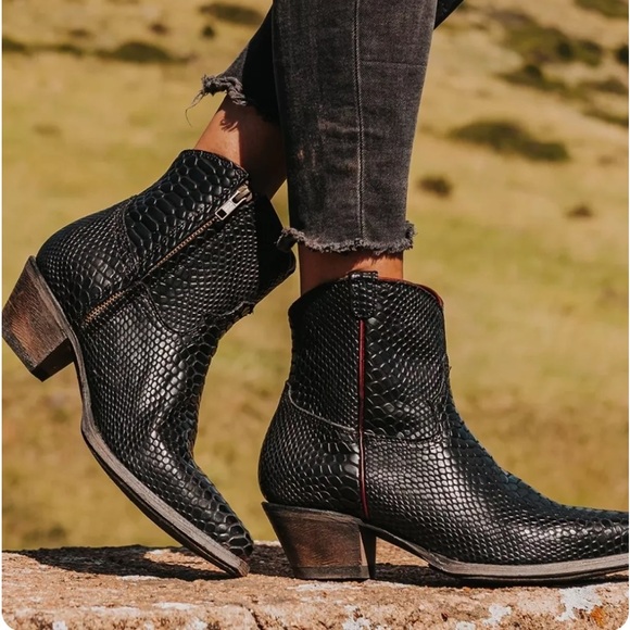 Freebird by Steven Shoes - Freebird Mirimar